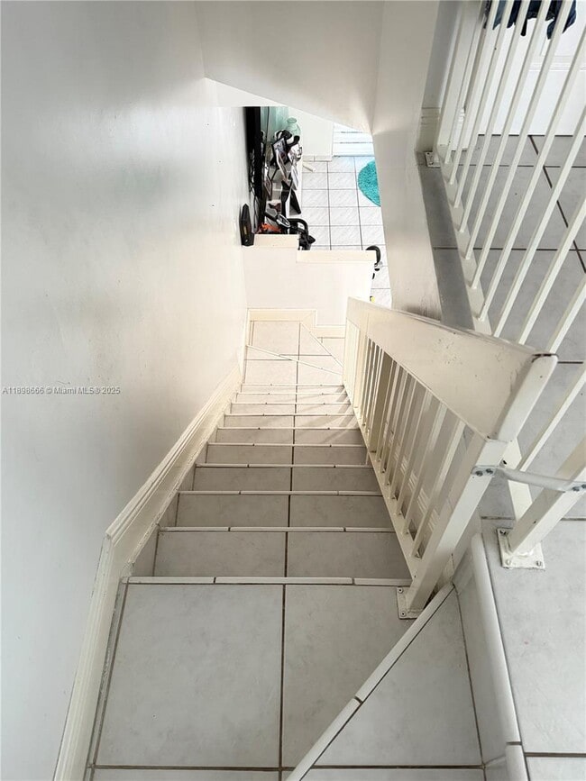 Building Photo - 6489 SW 129th Ave