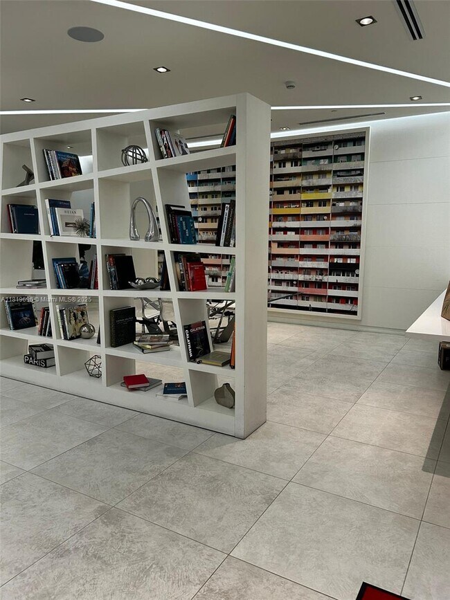 Building Photo - 4250 Biscayne Blvd