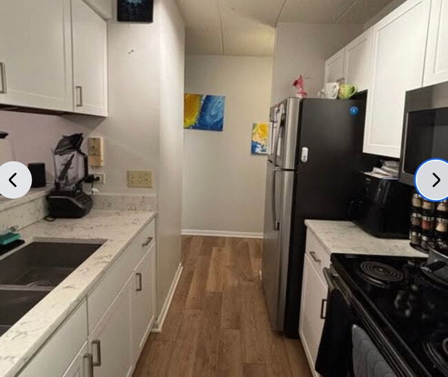 Building Photo - 806 Foxworth Blvd