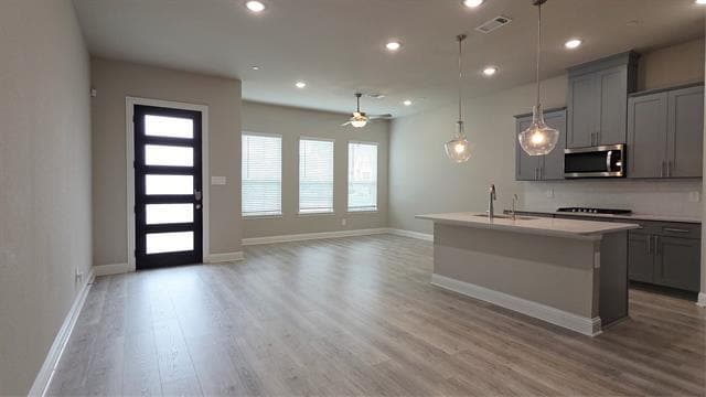 Building Photo - 12976 Rockham Ln