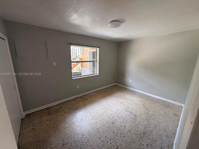 Building Photo - 3045 NW 21st Ct
