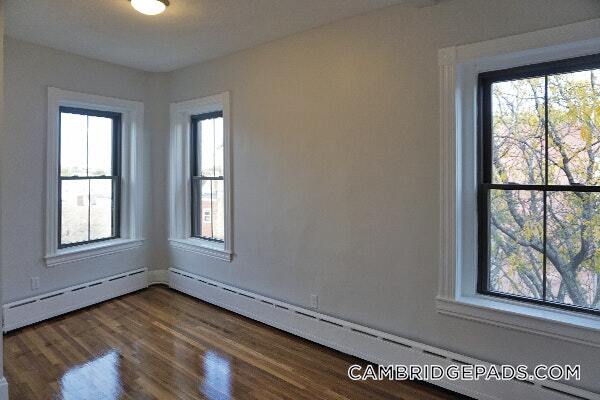 Building Photo - 116 Willow St