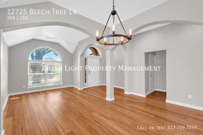 Building Photo - 12725 Beech Tree Ln