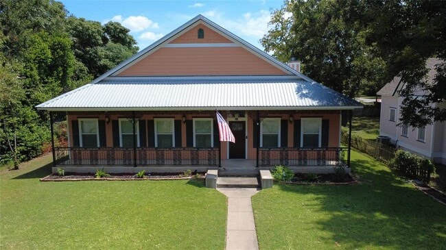 Primary Photo - 602 Garwood St