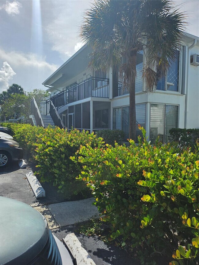 Building Photo - 1045 Th St