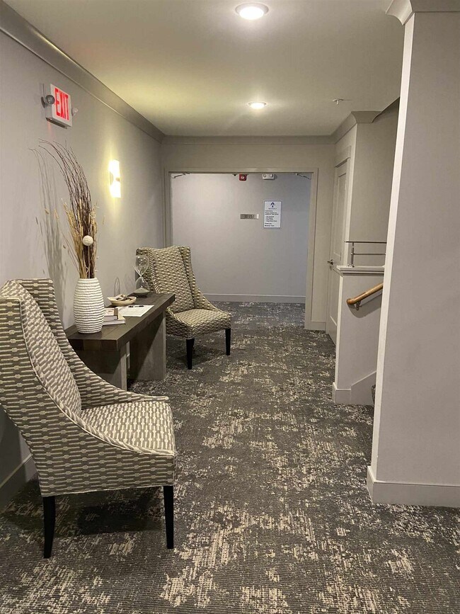 Building Photo - 2075 Lafayette Rd