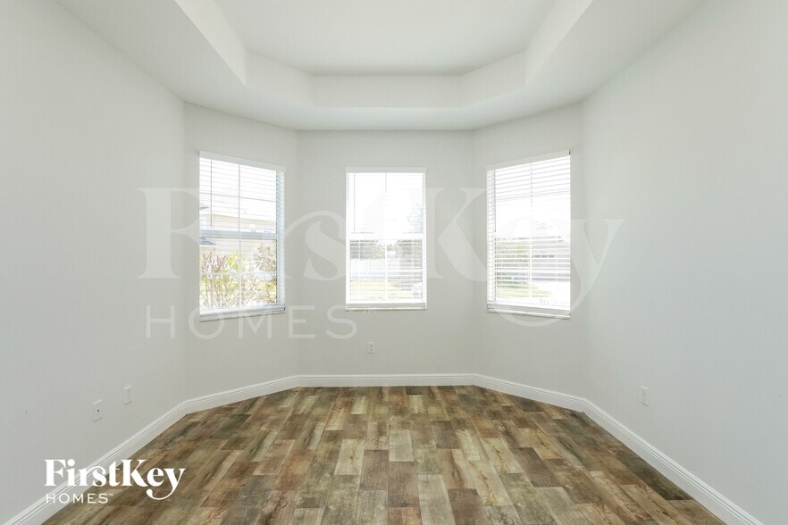 Building Photo - 4403 Biscayne Breeze Way