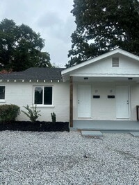 Building Photo - Newly Renovated 2 Bedroom Apartment in West Greenville