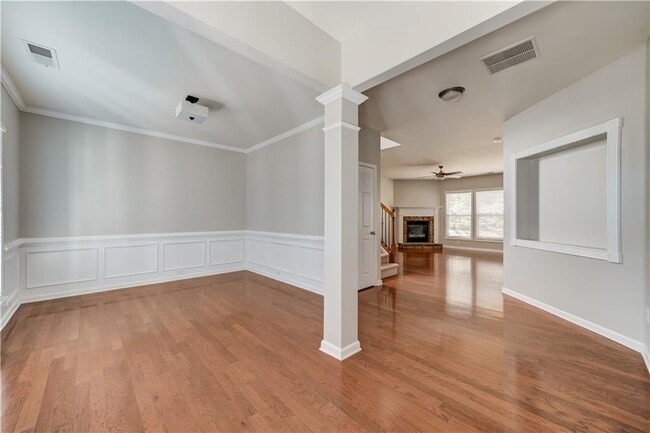 Building Photo - 2390 Mindy Ln