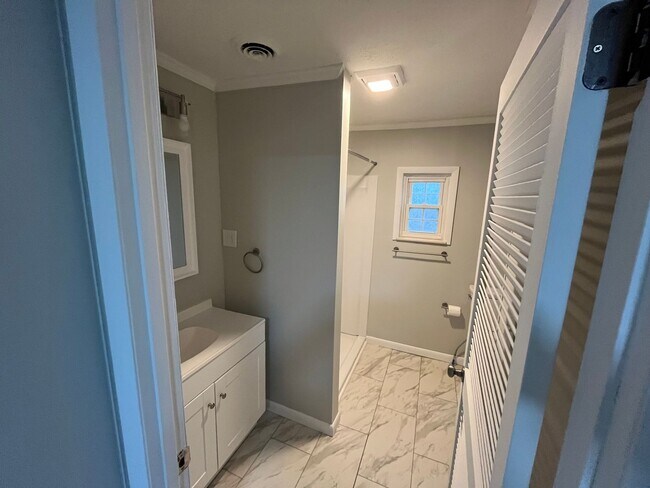 Building Photo - 1 Bedroom 1 Bath Home located in Baileyton, TN