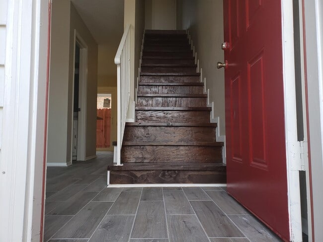 Building Photo - 3594 Friendswood Dr