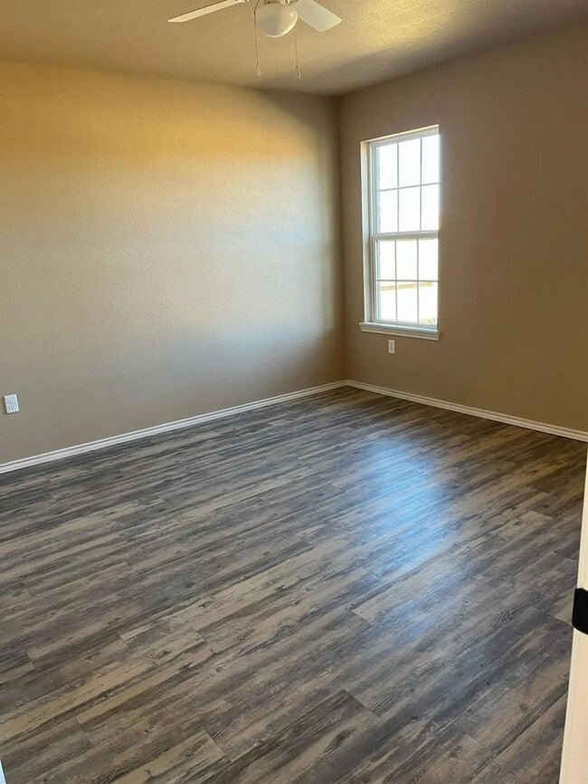 Building Photo - Single Family Home in Cypress Grove