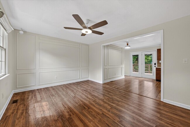 Building Photo - 1425 Richmond Pl