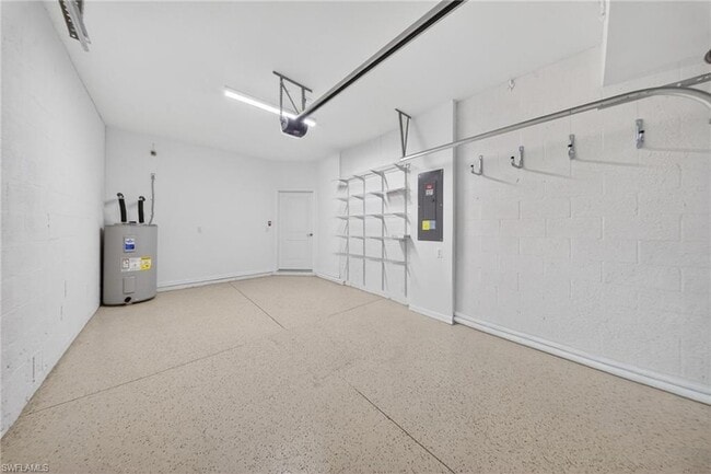 Building Photo - 2898 Blossom Wy