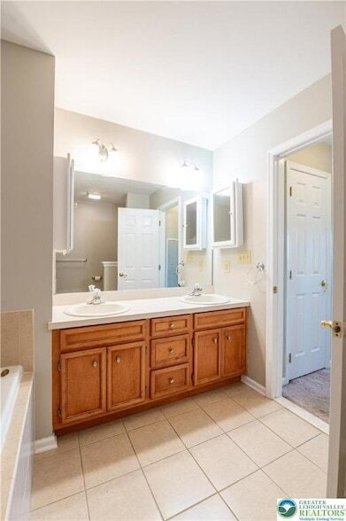 Building Photo - 11 Cobblestone Dr