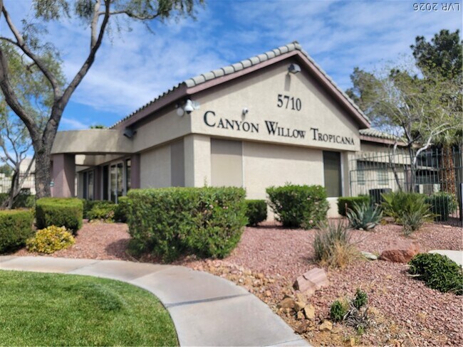 Building Photo - 5710 E Tropicana Ave