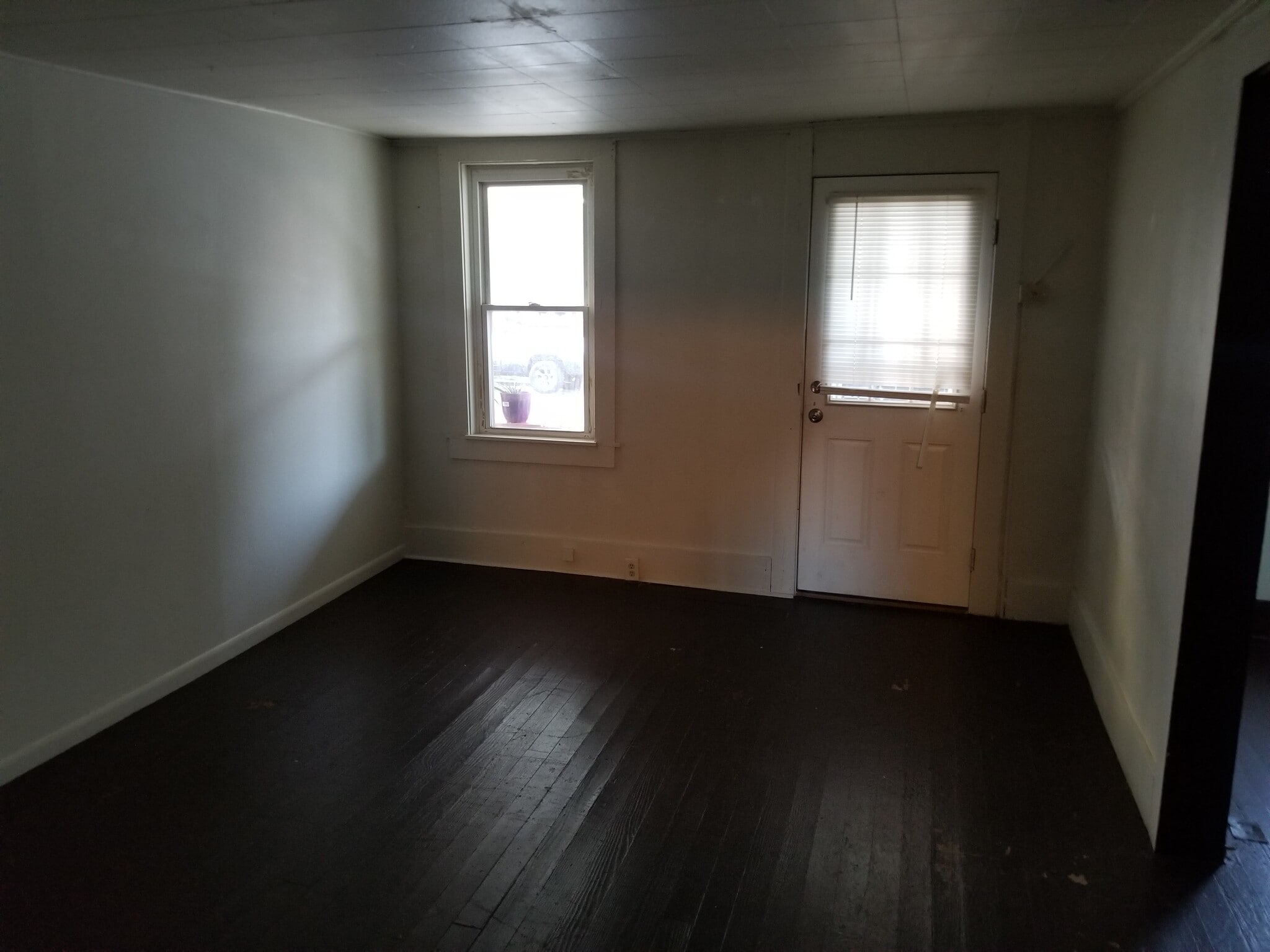 Building Photo - 127 Cherry St