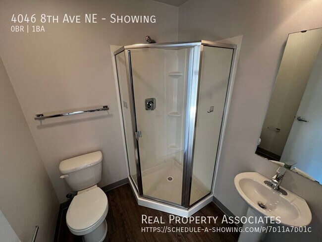 Building Photo - 4046 8th Ave NE