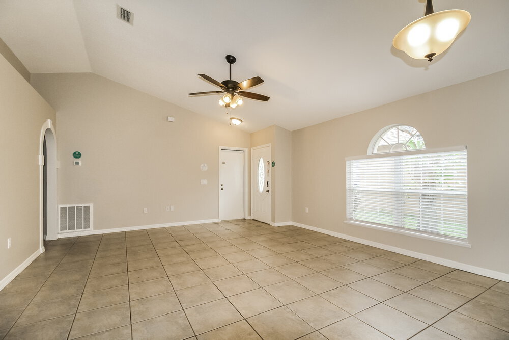 Building Photo - 8706 Claiborne Ct
