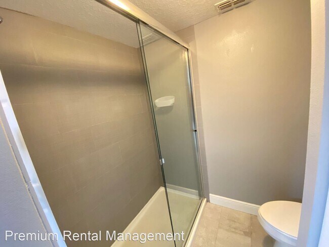 Building Photo - 2 br, 2 bath House - 5896 Windhover Dr