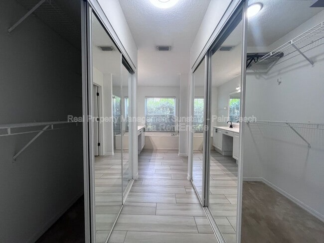Building Photo - 3107 Contego Ln