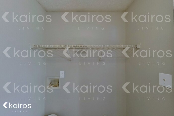 Building Photo - 223 Peltry Dr