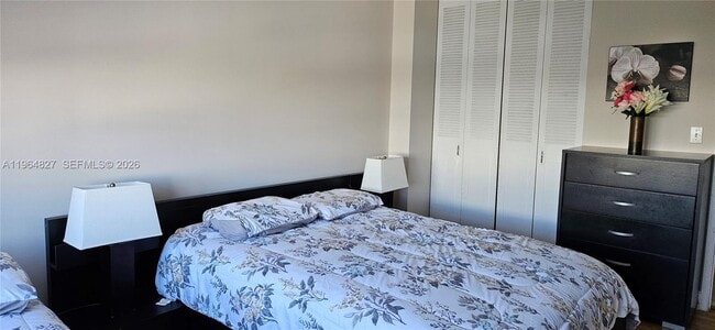 Building Photo - 2851 NE 183rd St