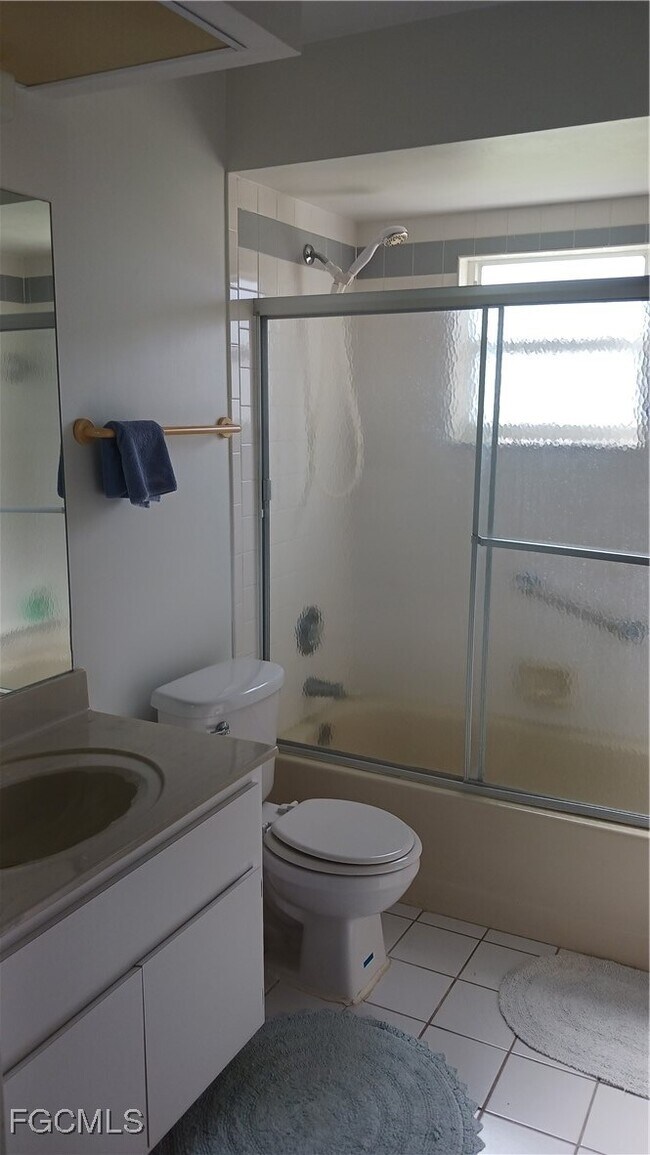 Building Photo - 17704 Acacia Dr