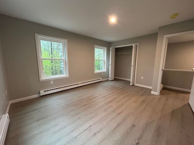 Building Photo - 61 Lovewell Pond Rd