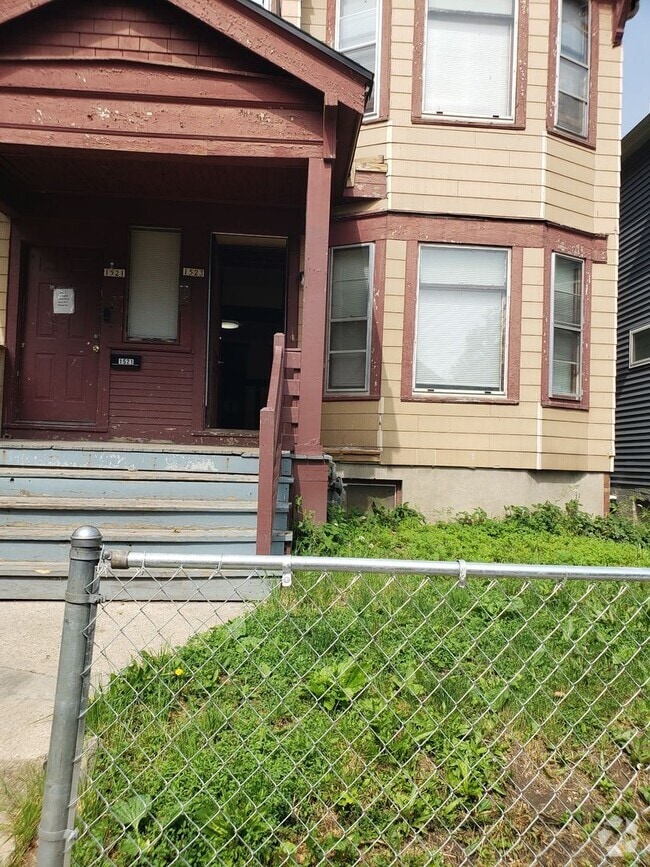 Building Photo - 1521N38thJ