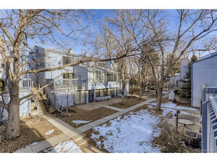 Building Photo - 15065 E Louisiana Dr