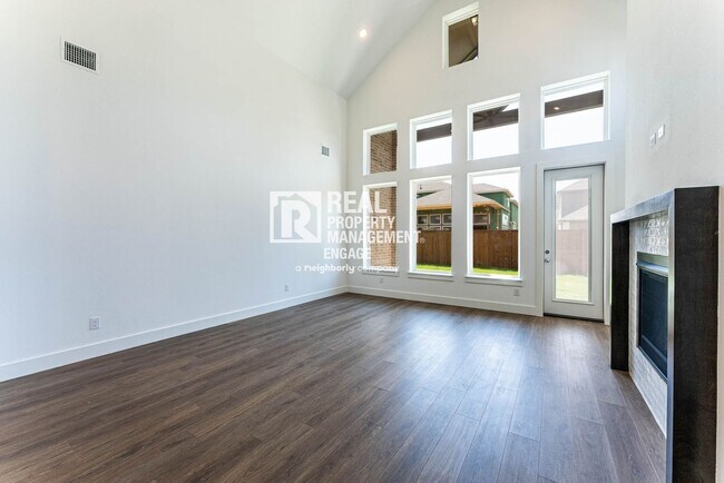 Building Photo - Highly Upgraded Five-Bedroom Home Located ...