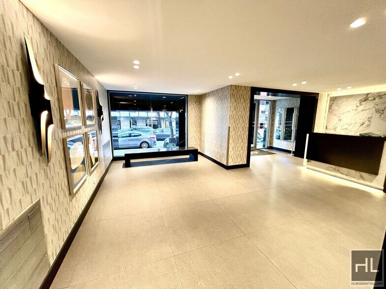 Building Photo - East 89 Street