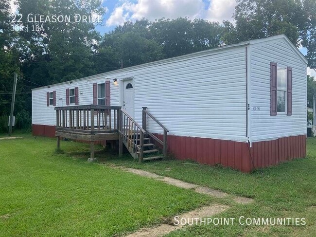 Primary Photo - 22 Gleason Dr