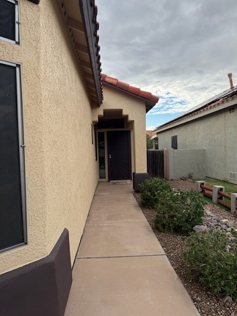 Building Photo - 7949 N Panamint Dr