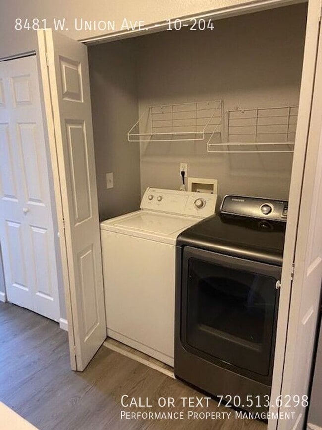 Building Photo - 8481 W Union Ave