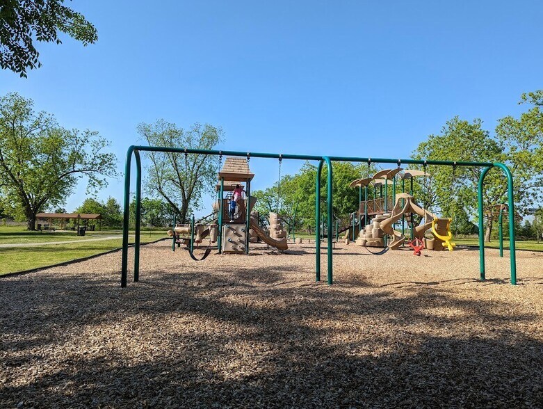 Building Photo - 207 Shalako Ln