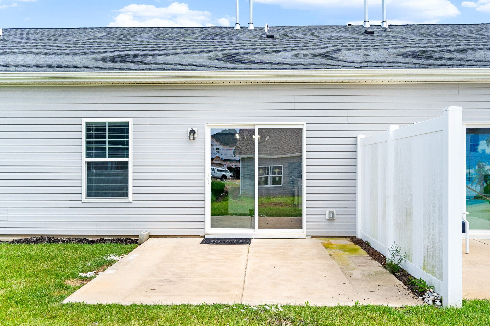 Building Photo - 6531 Knob Creek Dr