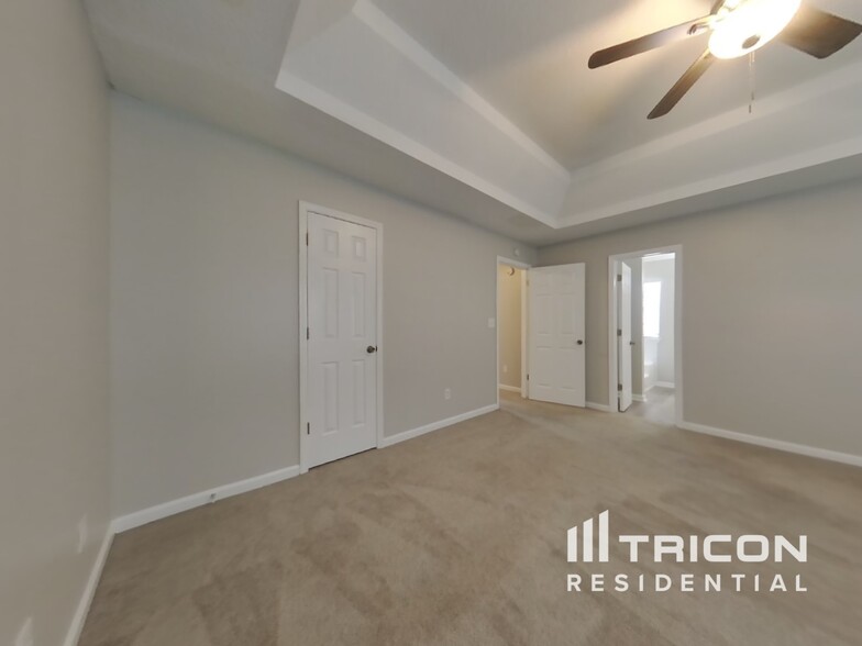Building Photo - 3305 N Winds Trail