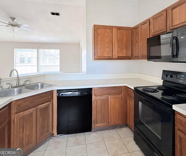 Building Photo - 1108 Sussex St