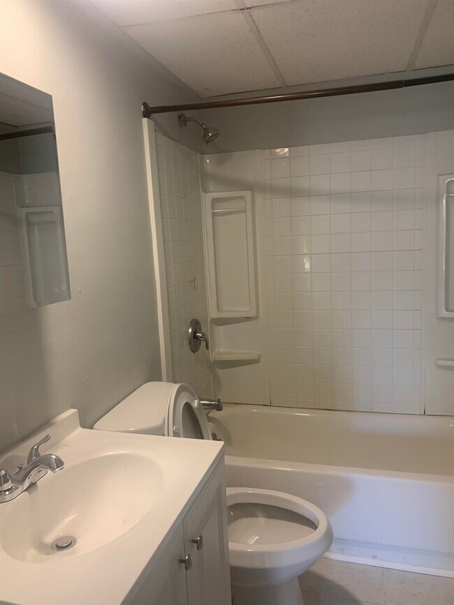 Building Photo - 14 Preble St