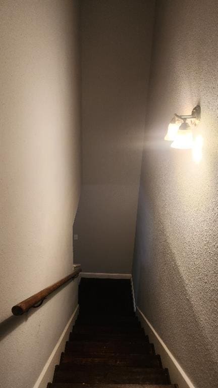 Building Photo - 2807 W Slaughter Ln