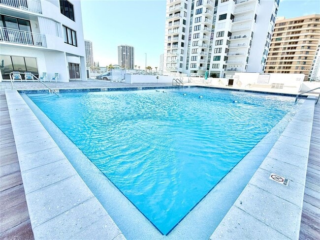 Building Photo - 3047 S Atlantic Ave