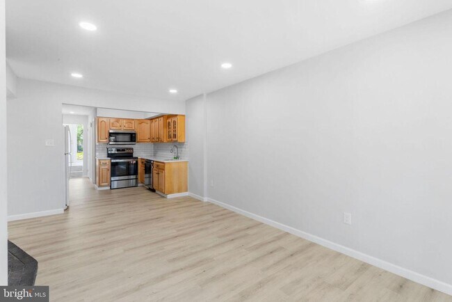 Building Photo - 36 Viburnum Ln