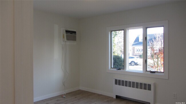 Building Photo - 367 Columbus Pkwy