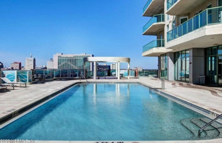 Building Photo - 1431 Riverplace Blvd