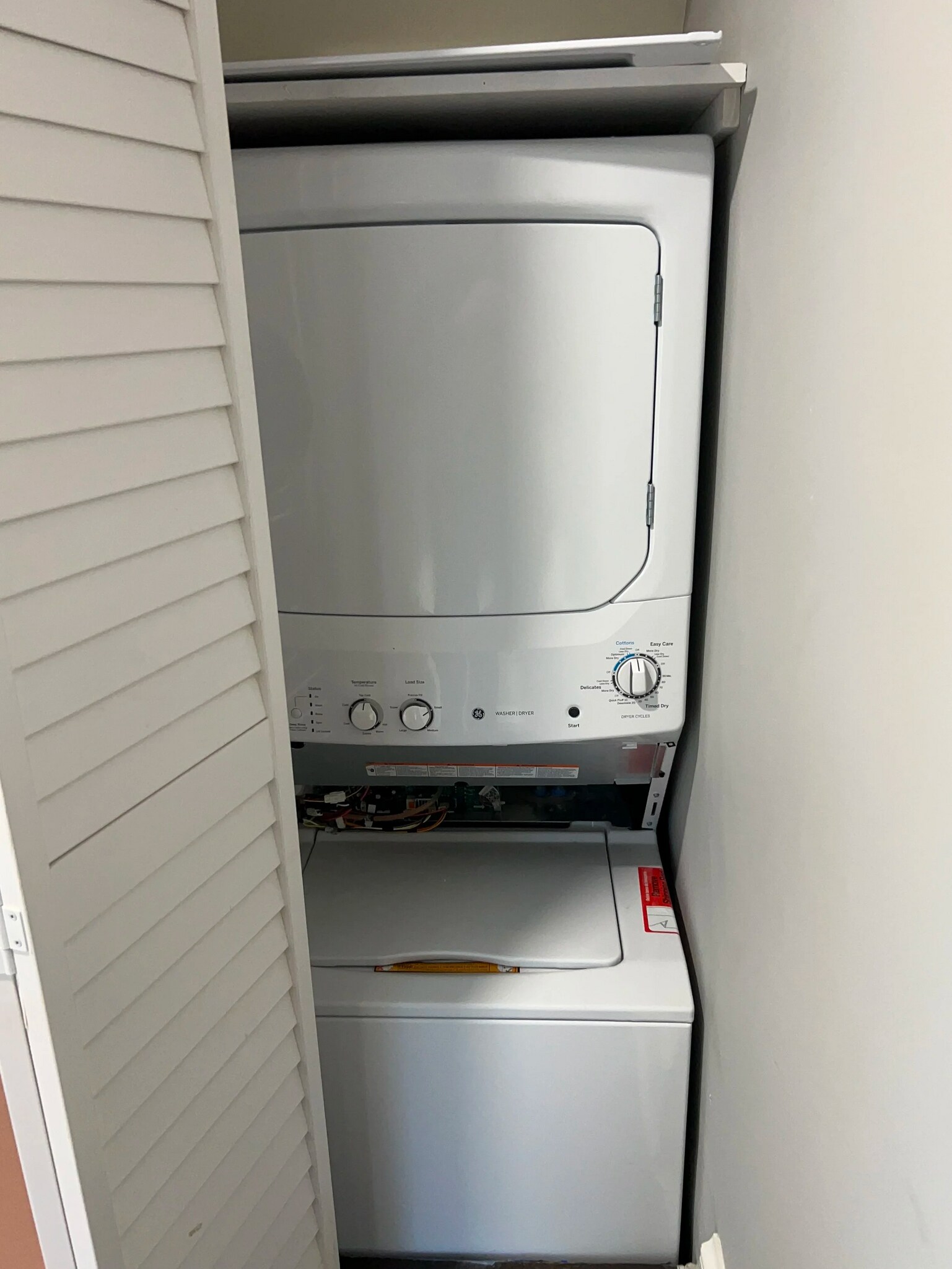 Building Photo - 72 Delaware Ave