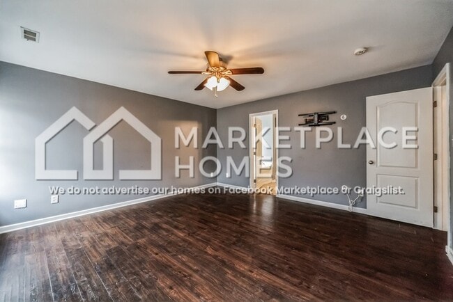 Building Photo - 15820 Flat Rock Ct NW