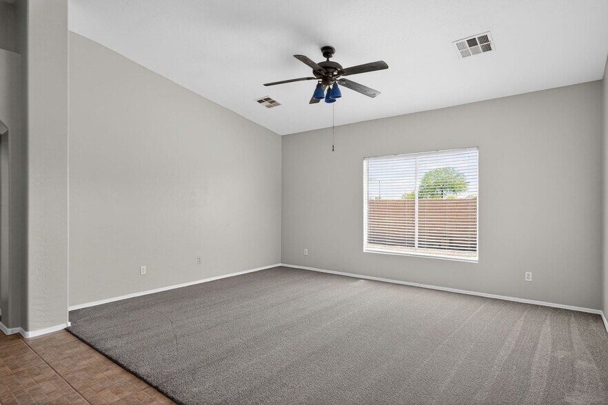 Building Photo - 14843 W Wethersfield Rd