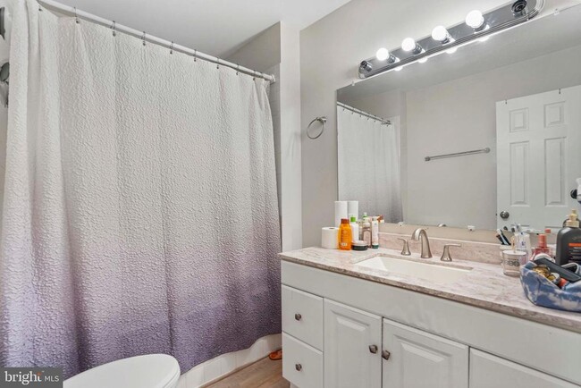 Building Photo - 13118 Plotner Farm Rd